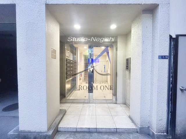 スタジオ根岸のエントランス|エントランスです。