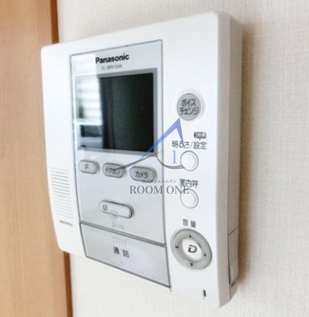 グレイシス東池袋Ａ棟のセキュリティ|モニター付きインターホンです。