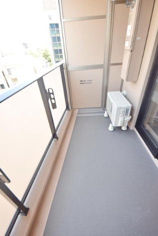 ザ・パークハビオ本郷菊坂のバルコニー|※同タイプ別室参考写真です。