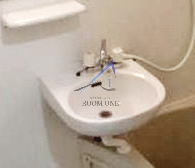 リブ千住大橋の洗面所|洗面台です。