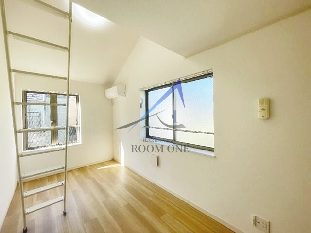 エスポワール日暮里の居間・リビング|洋室のお部屋です。