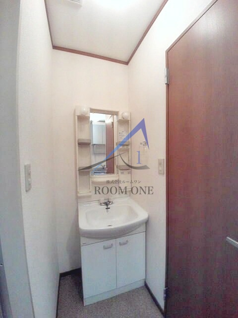 アークヒルズ白山の洗面所|洗面台です。