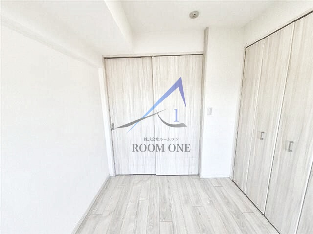 グランド・ガーラ大島の居間・リビング|洋室のお部屋です。