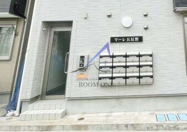 マーレ五反野のエントランス|エントランスです。