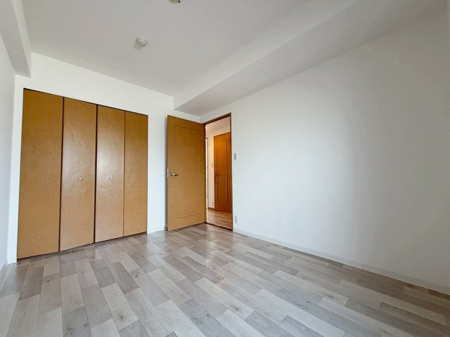 清荒神ヒルズの洋室