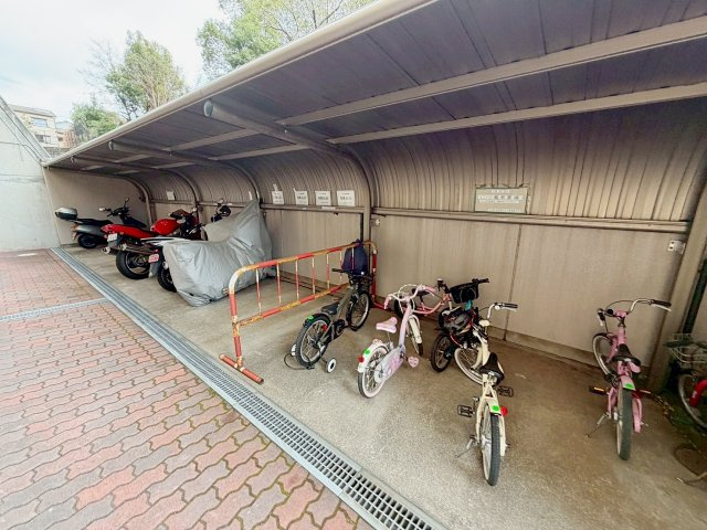 清荒神ヒルズのその他