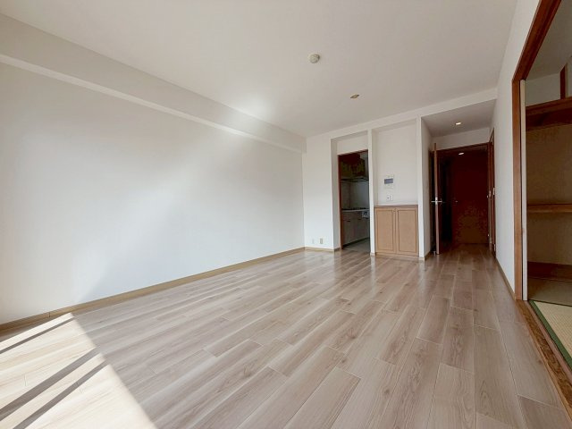 清荒神ヒルズの居間・リビング