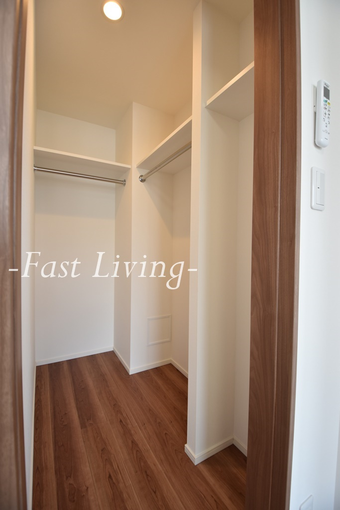 ＧＬＡＣＩＥＲ神保町の収納