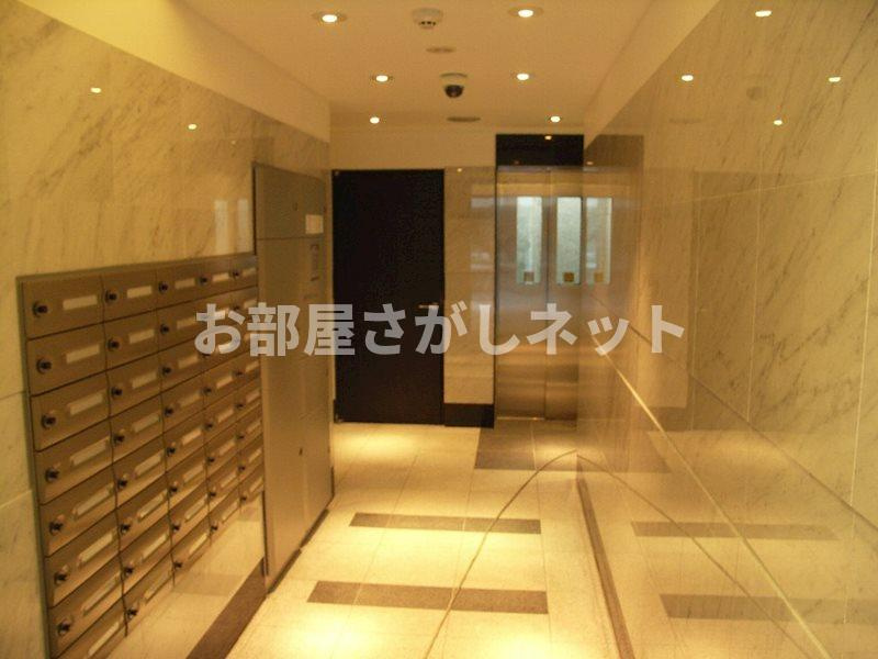 港区高輪3丁目のマンションのエントランス