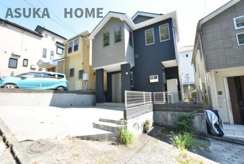 旭区鶴ヶ峰本町３丁目の外観|南面道路に接地しているため、通風、日当たり良好になります。