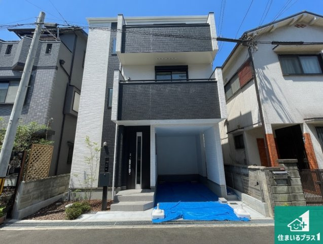 高槻市北柳川町　新築一戸建ての外観|安心の10年保証！外観を美しく保ち、雨水で汚れを落とします！気になることがありましたら、お気軽にお問い合わせください！