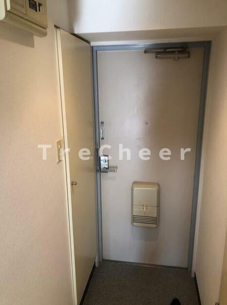 ヴィラ・ケルンの玄関