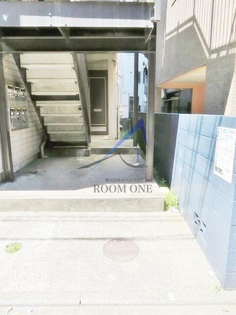 マルミツハイムのエントランス|エントランスです。