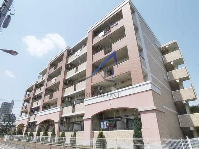 イースト　エクラン