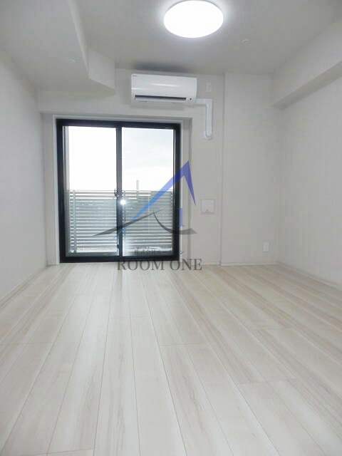 ユリカロゼ金町の居間・リビング|洋室のお部屋です。