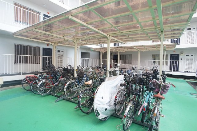 【駐輪場】の画像