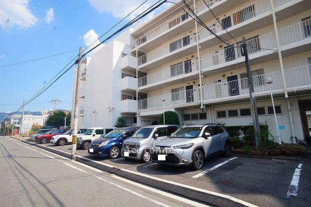 【駐車場】の画像