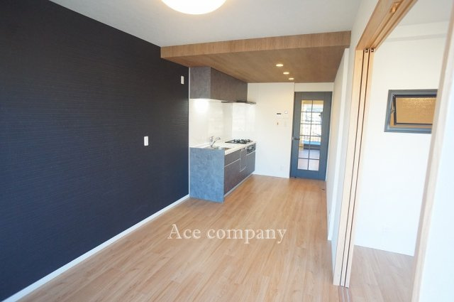 【居間・リビング】の画像