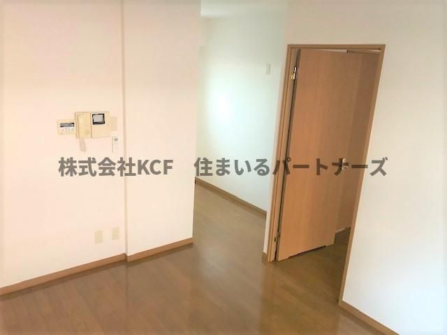 グランテージ中央町の居間・リビング|ゆったりとした居間です