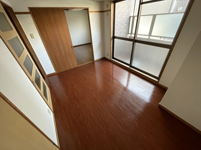  | グリシーヌ静徳