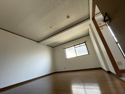  | グリシーヌ静徳