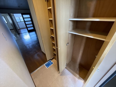 | グリシーヌ静徳