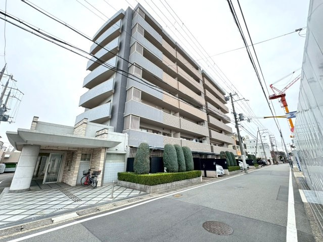 ◆リフォーム済み４LDK◆三方角住戸◆スーパー徒歩１分◆ペット飼育可◆ネバーランド伏見丹波橋の外観|外観
