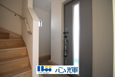 【玄関】 | クレイドルガーデン山陽小野田市赤崎 第2（3号棟） | 玄関をスッキリ綺麗な空間にまとめます。


