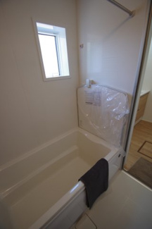 【浴室】 | 【仲介手数料無料！！】八王子市上柚木　新築戸建て（全1棟）1号棟　3880万円