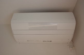 【冷暖房・空調設備】 | 【仲介手数料無料！！】八王子市上柚木　新築戸建て（全1棟）1号棟　3880万円 | エアコン付き１台