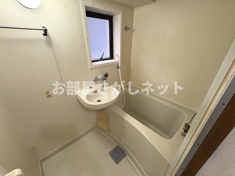 弘栄マンション【おとり物件なし】#学生・社会人にオススメ！初期費用分割払いOK！の浴室