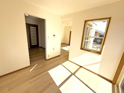 【居間・リビング】 | 津市庄田町 | ＬＤＫ