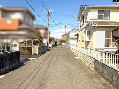 【前面道路含む現地写真】 | 津市庄田町 | 西側前面道路