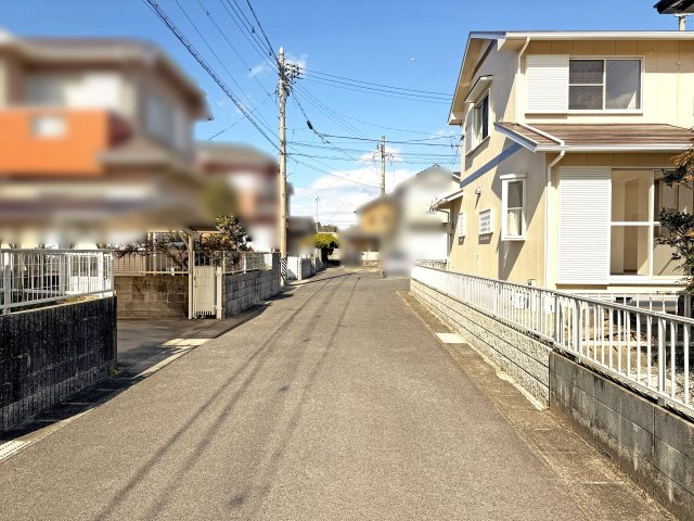 【前面道路含む現地写真】 | 津市庄田町 | 西側前面道路