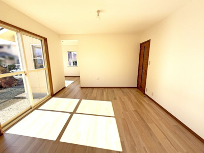 【居間・リビング】 | 津市庄田町 | ＬＤＫ