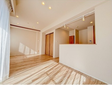 【居間・リビング】