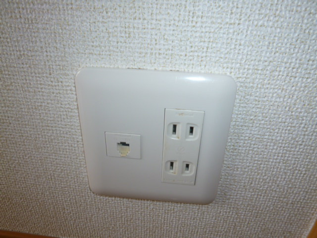 アモロッソＴＯＭＯの設備|電話モジュラー