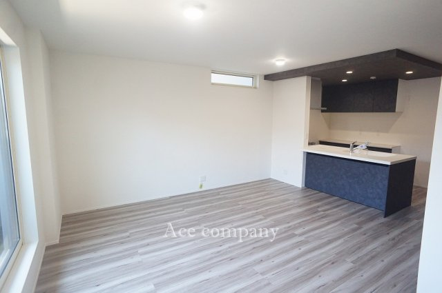 【居間・リビング】 | 八尾市南植松町5丁目 | 【LDK：16.5帖】