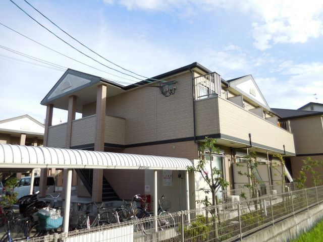 フジパレスタカシロ1番館の外観