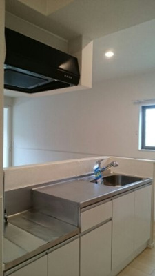 【キッチン】 | カーサ・カメリア松山インターⅠ | コンパクトなキッチンで掃除もラクラク