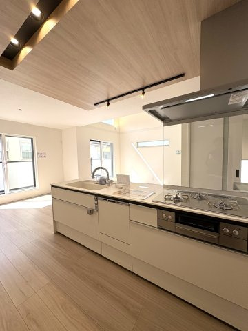 KAMAKURA BALANCE HOUSE — 46坪のゆとりのキッチン