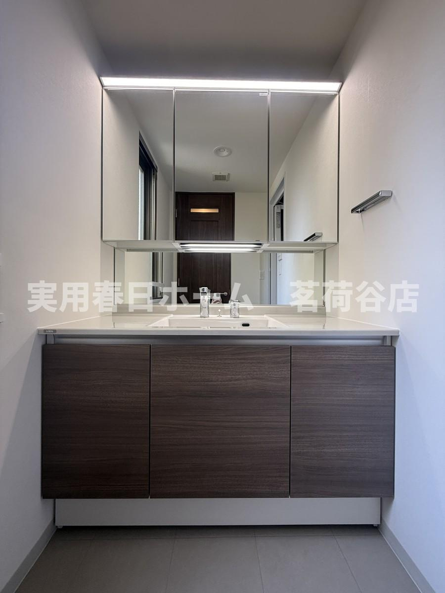 【独立洗面台】