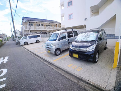 【駐車場】 | レジデンス鶴里【名古屋市賃貸・鶴里】