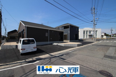 【前面道路含む現地写真】 | クレイドルガーデン山陽小野田市赤崎 第2（4号棟／平屋） | お車の出し入れも楽々です。

