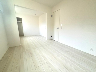 【洋室】 | 安佐北区落合南1丁目　全3区画　NO1 | 2階　採光にこだわった洋室　収納付きでお部屋がスッキリ広く使えます。