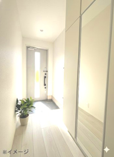 【玄関】 | 安佐北区落合南1丁目　全3区画　NO1 | シューズボックスが設置されており、家族の靴がスッキリ収納できます☆