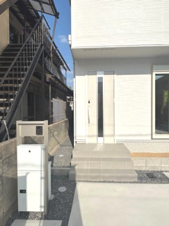 【玄関】 | 安佐北区落合南1丁目　全3区画　NO1 | 宅配ボックス設置♪