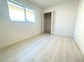 【洋室】 | 安佐北区落合南1丁目　全3区画　NO1 | 2階　洋室×3　収納付きでお部屋がスッキリ広く使えます。