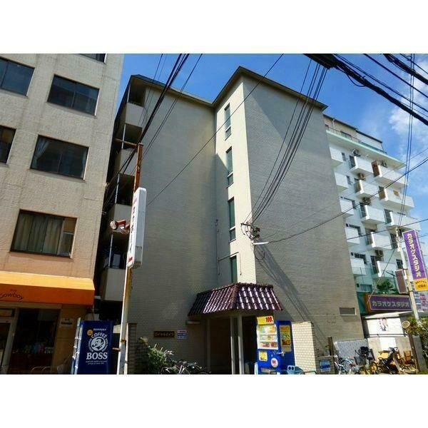ロイヤルハイツ八戸ノ里の外観