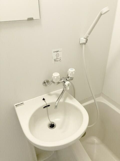 ＳＡＰ本八幡Ⅳの洗面所